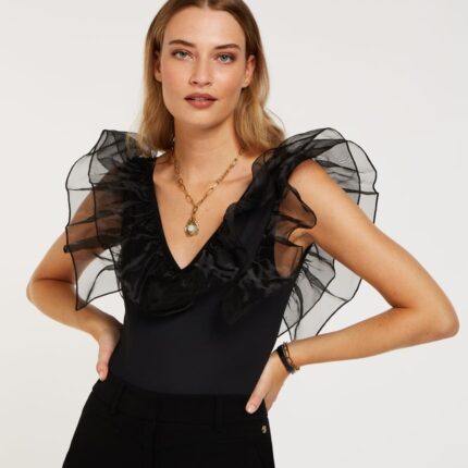 Josh V Body Romana 1